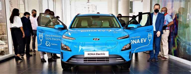 Days of the past future …… Casting by Hyundai Kona